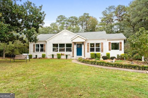 A home in Newnan