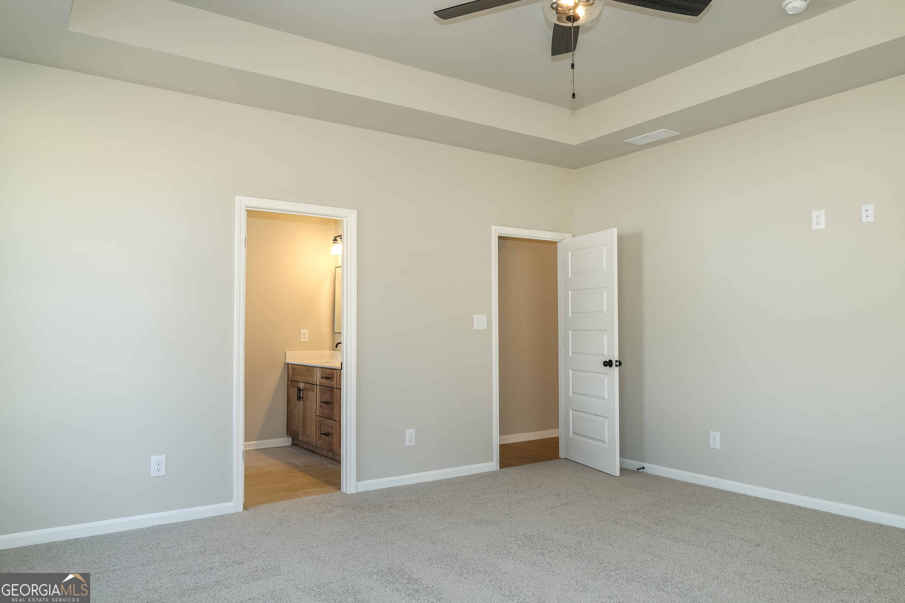 Belle Hall - Residential