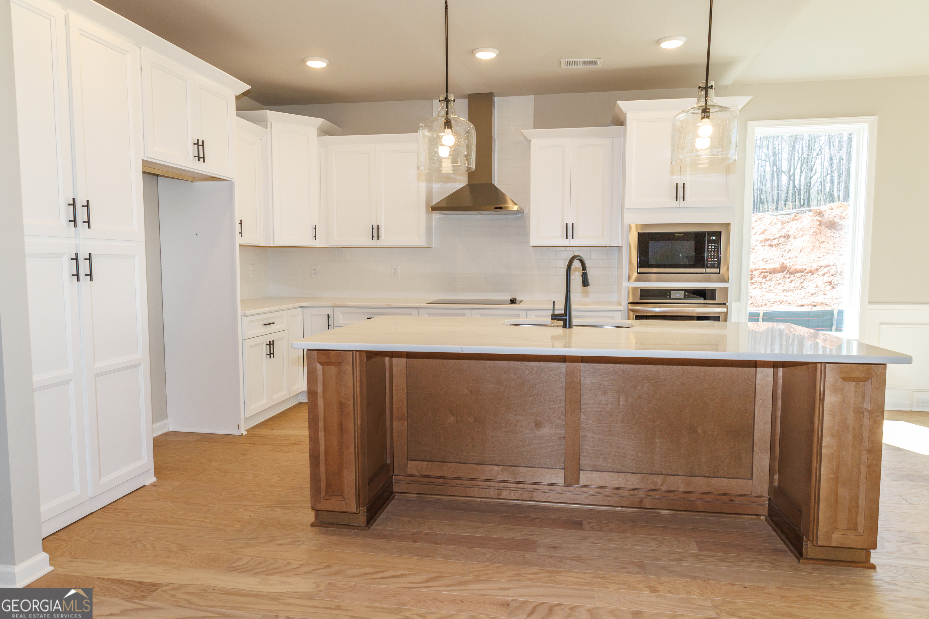 Belle Hall - Residential