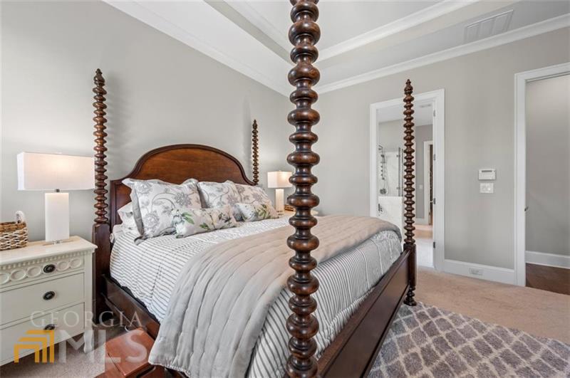 TRADITIONS - Residential
