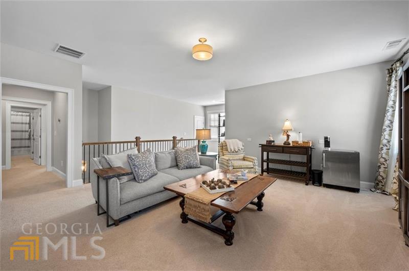 TRADITIONS - Residential
