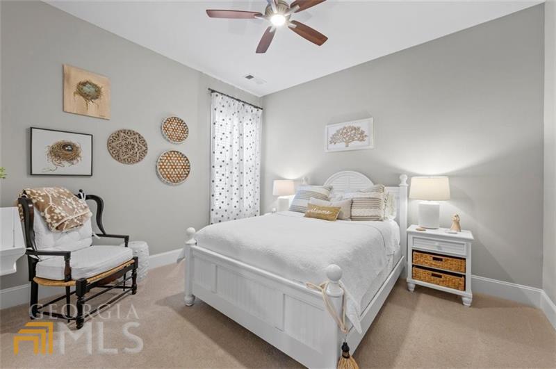 TRADITIONS - Residential