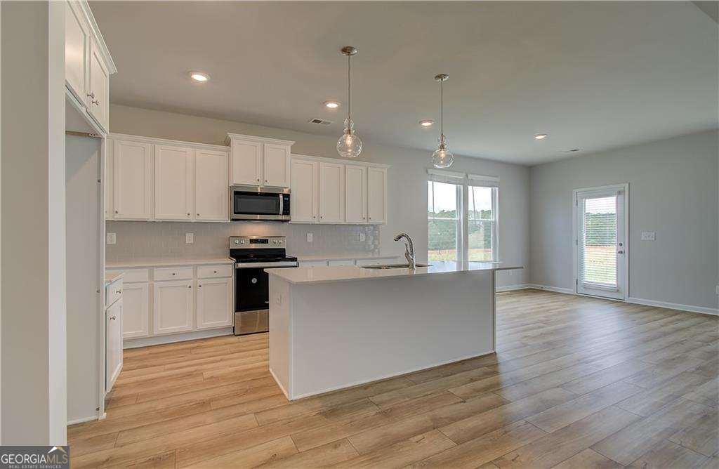 32 Fayme CT