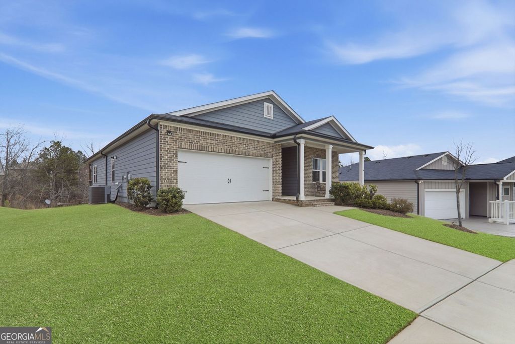 Photo of 415 Murphy Avenue, Canton, GA 30114 (MLS # 10740607)