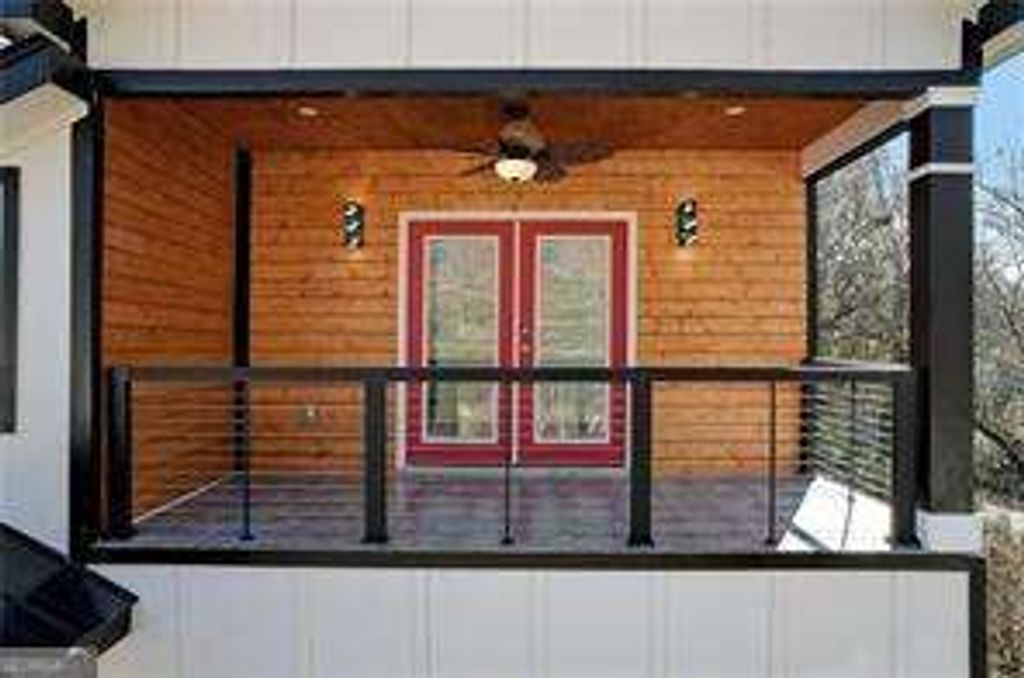 Photo of 34 Dorothy Street SE, Atlanta, GA 30315 (MLS # 10717590)