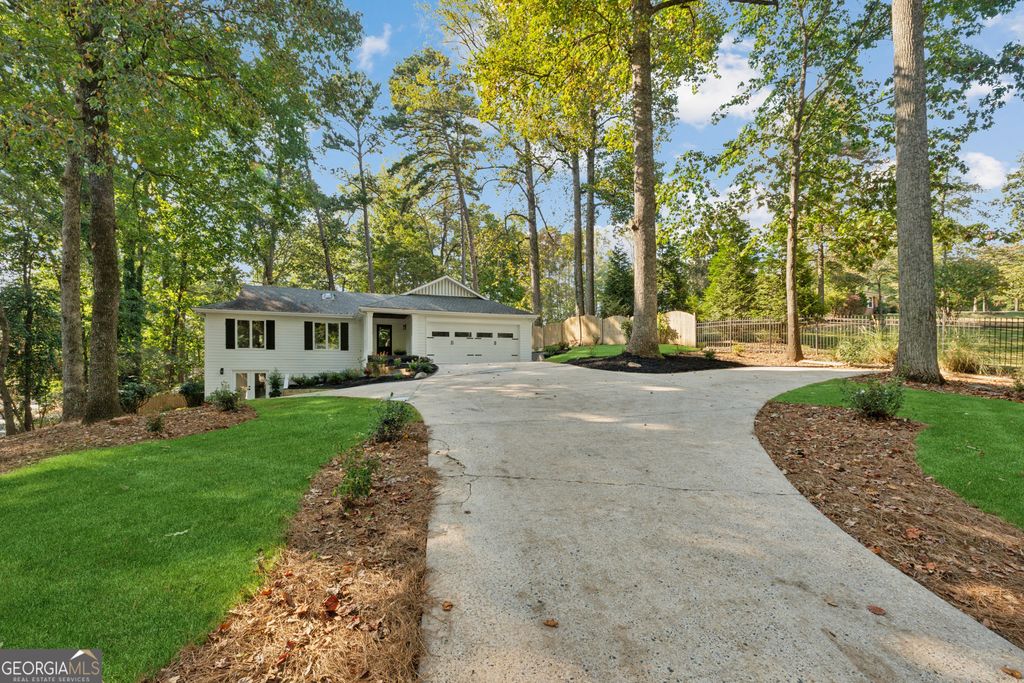 Photo of 7790 Chestnut Hill Road, Cumming, GA 30041 (MLS # 10765961)