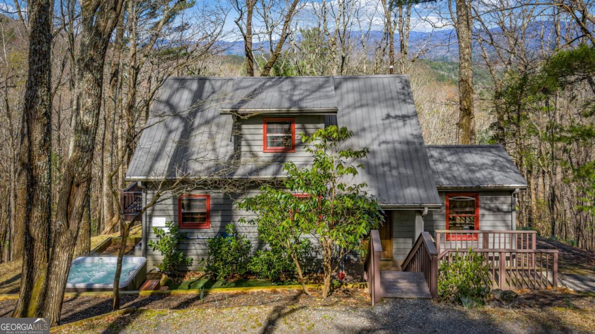 240 Mountain View CT