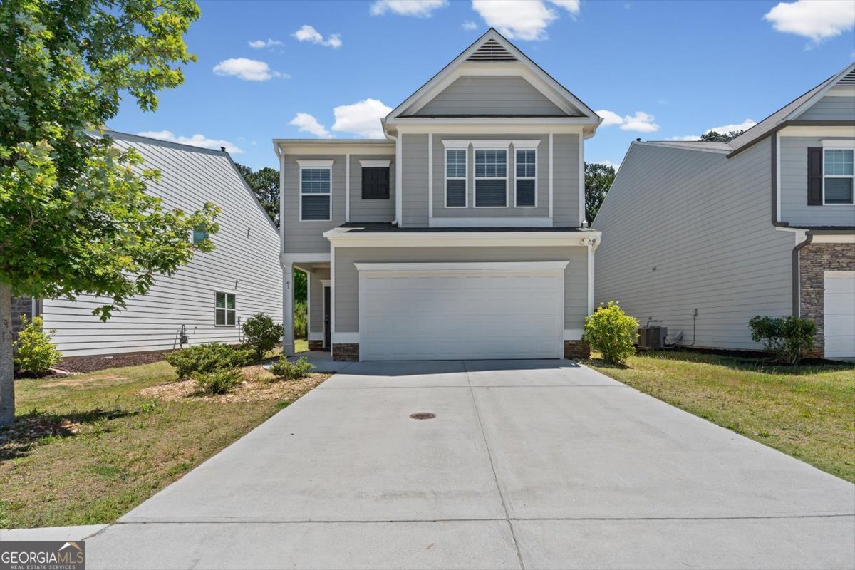 61 Pointe PL