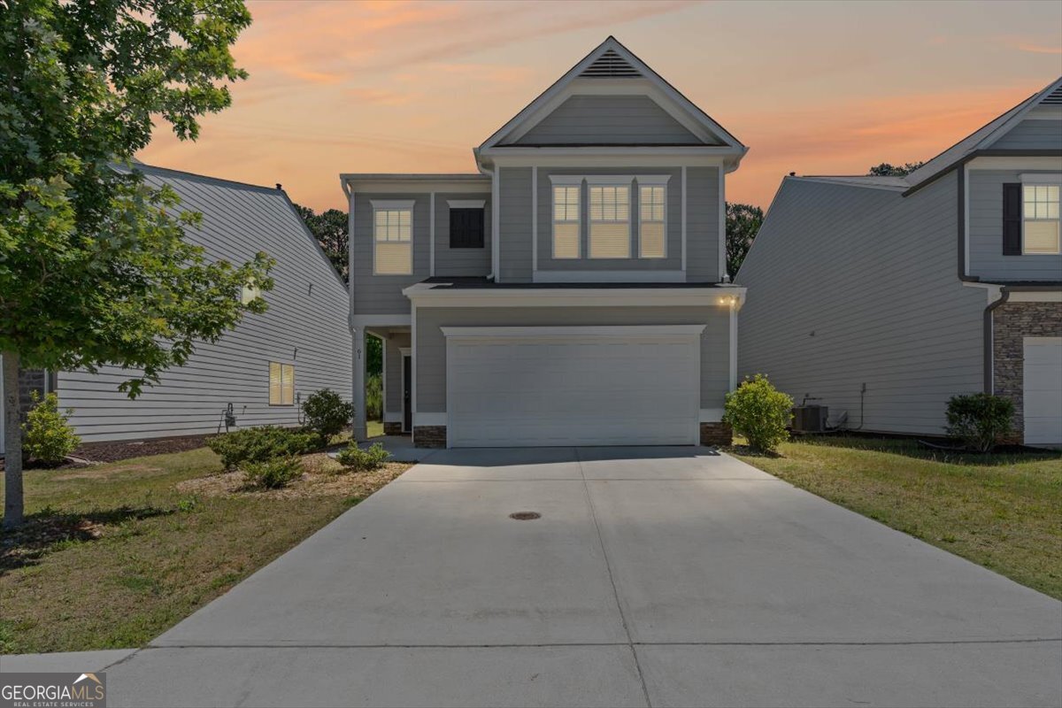 61 Pointe PL