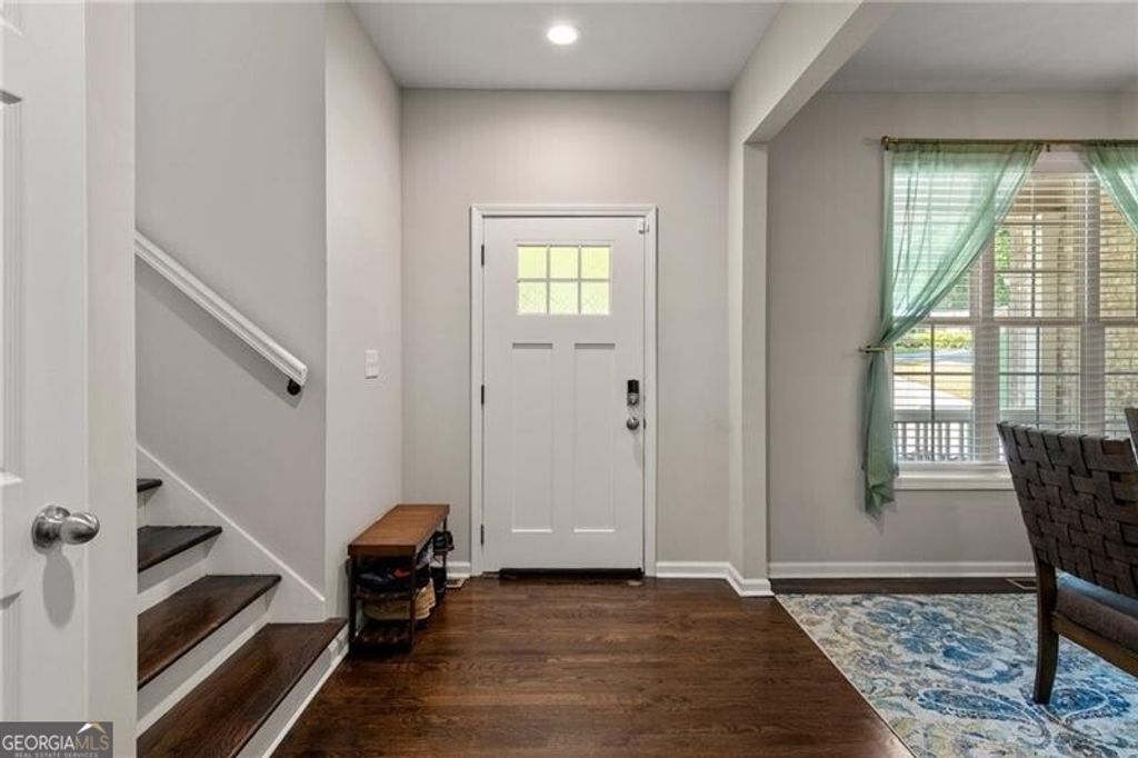 Photo of 502 Waterford Road NW, Atlanta, GA 30318 (MLS # 10753964)