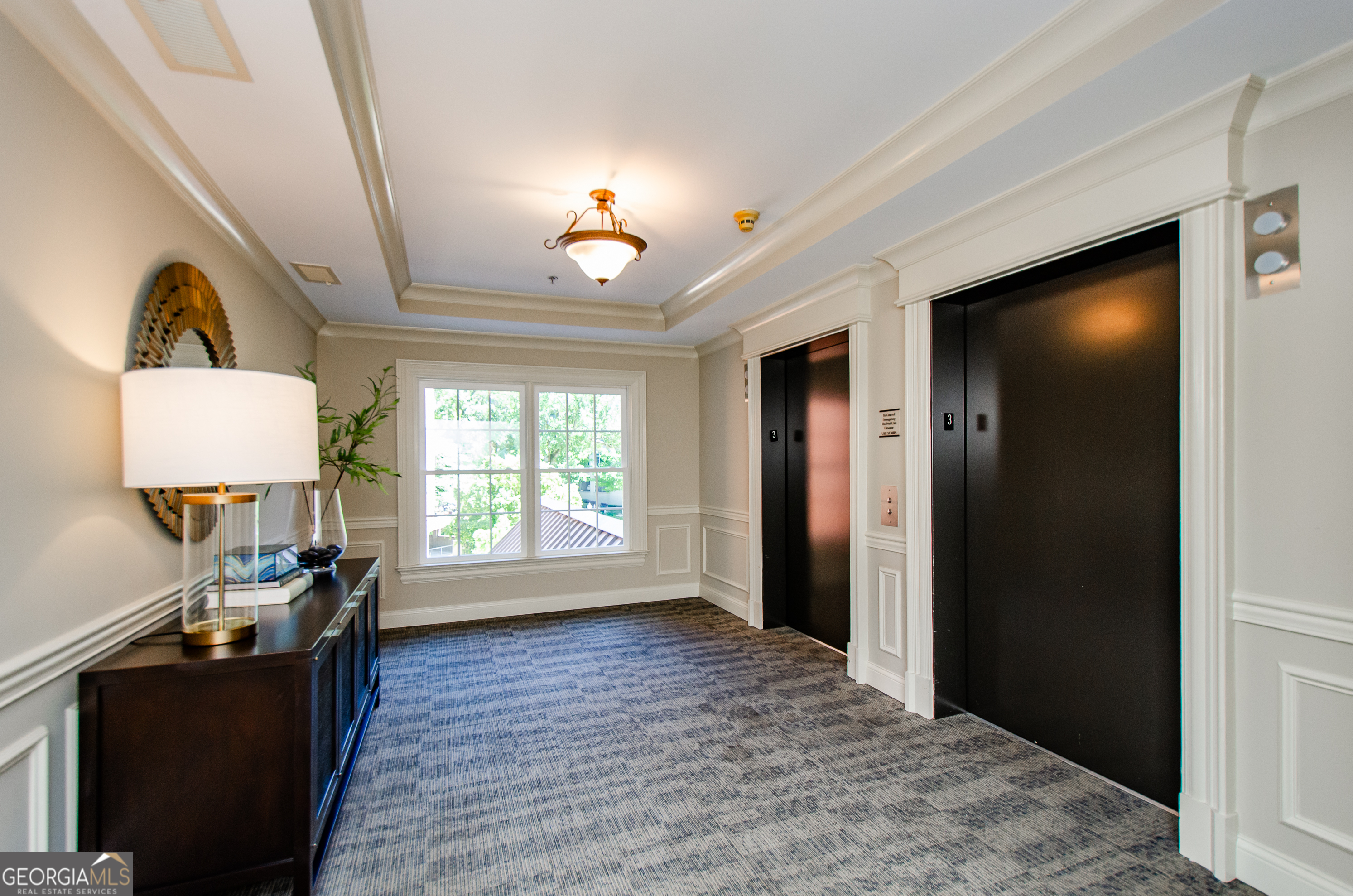 211 Colonial Homes DR NW 2304