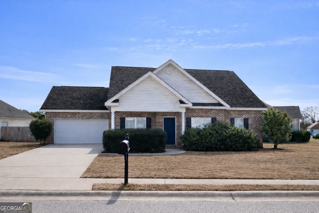 Photo of 407 Gray Fox Crossing, Bonaire, GA 31005 (MLS # 10684421)