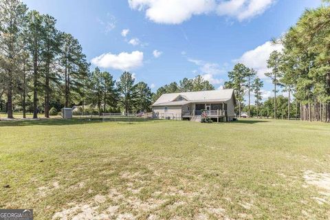 A home in Rentz