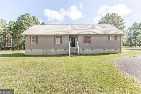 A home in Rentz