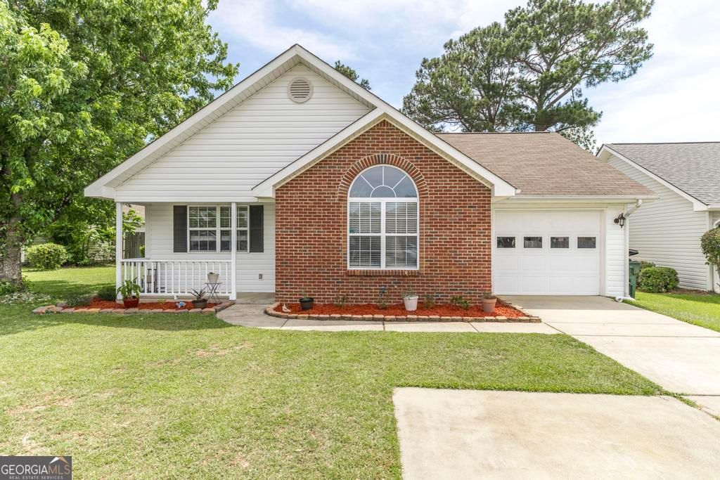 Photo of 306 Eagles Landing Trail, Warner Robins, GA 31093 (MLS # 10770805)
