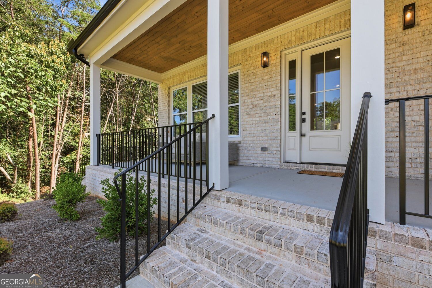 418 Beachwood DR