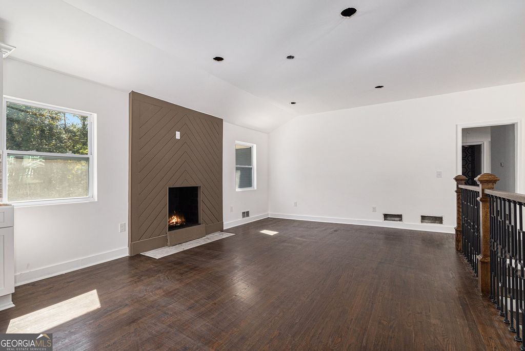 Photo of 266 Colewood Way, Sandy Springs, GA 30328 (MLS # 10710809)