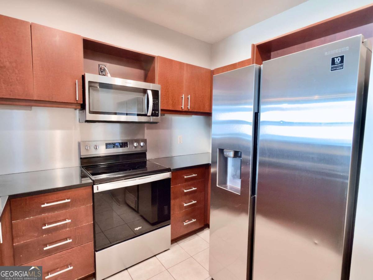 390 17th ST NW 5014