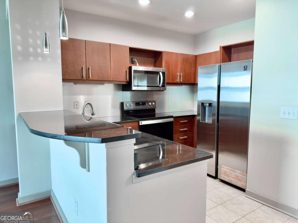 390 17th ST NW 5014