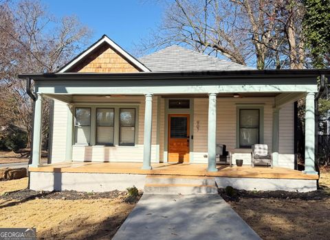 Photo of 907 Beecher Street SW, Atlanta, GA 30310 (MLS # 10662052)