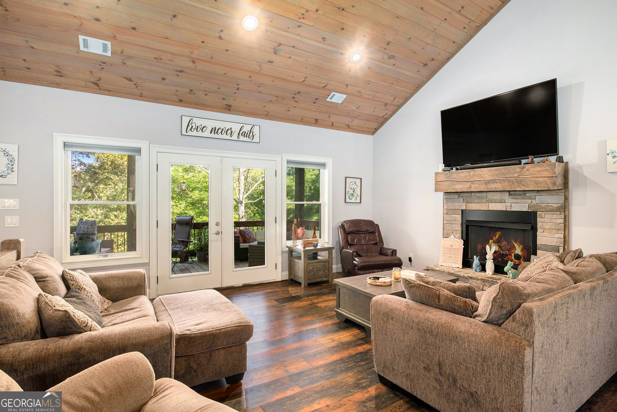 125 Winding Creek RD