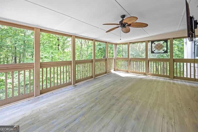 Canton, Georgia 30115, United States, 5 Bedrooms Bedrooms, ,6 BathroomsBathrooms,Residential,Active,131497