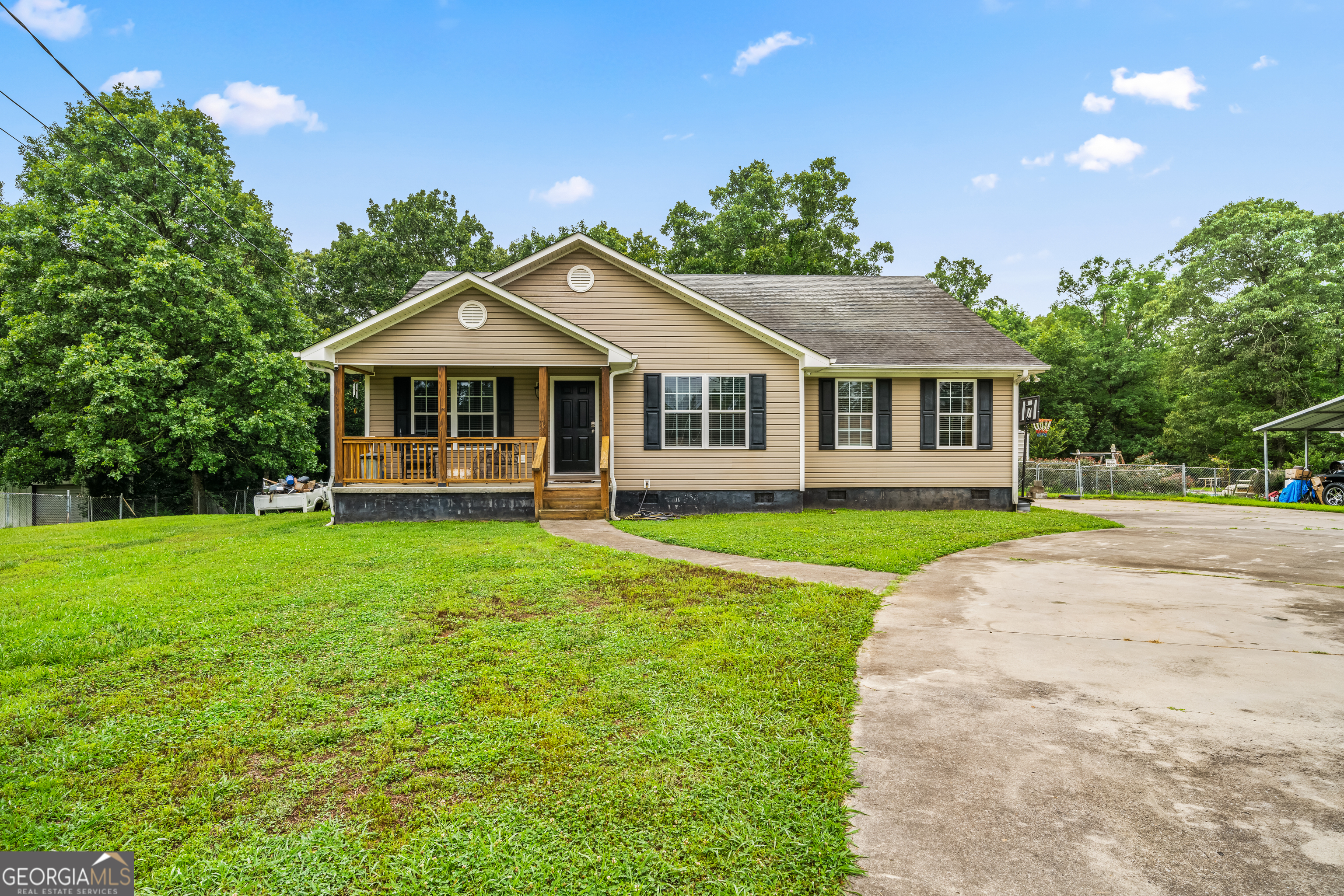 530 Pleasant Valley RD SE