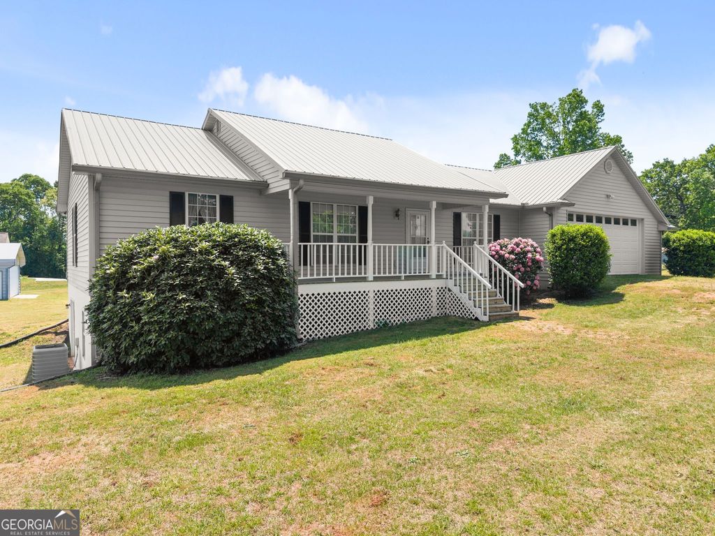 Photo of 1915 Westmoreland Road, Cleveland, GA 30528 (MLS # 10741454)