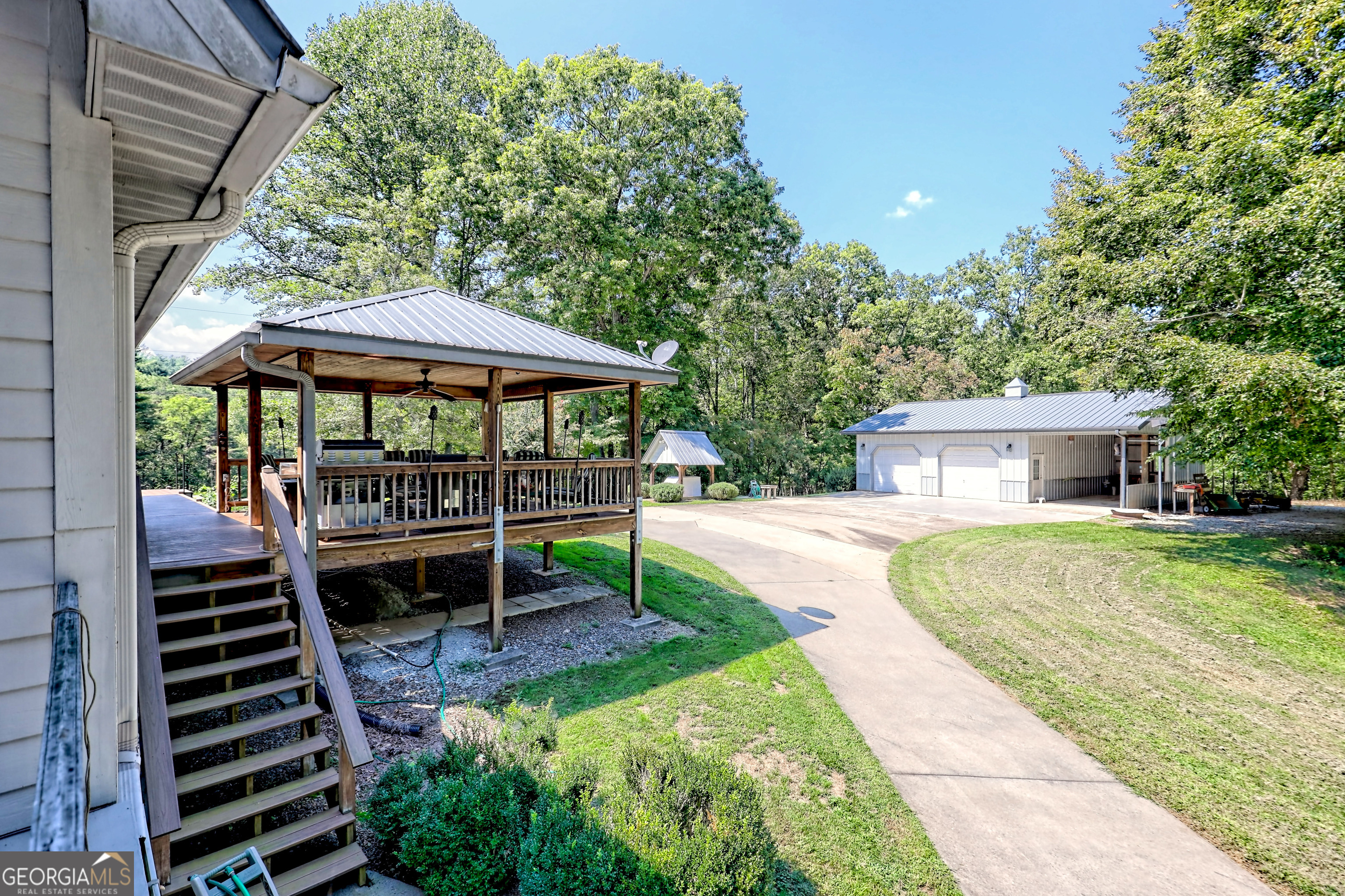 Otto, North Carolina 28763, United States, 3 Bedrooms Bedrooms, ,3 BathroomsBathrooms,Residential,Active,208694