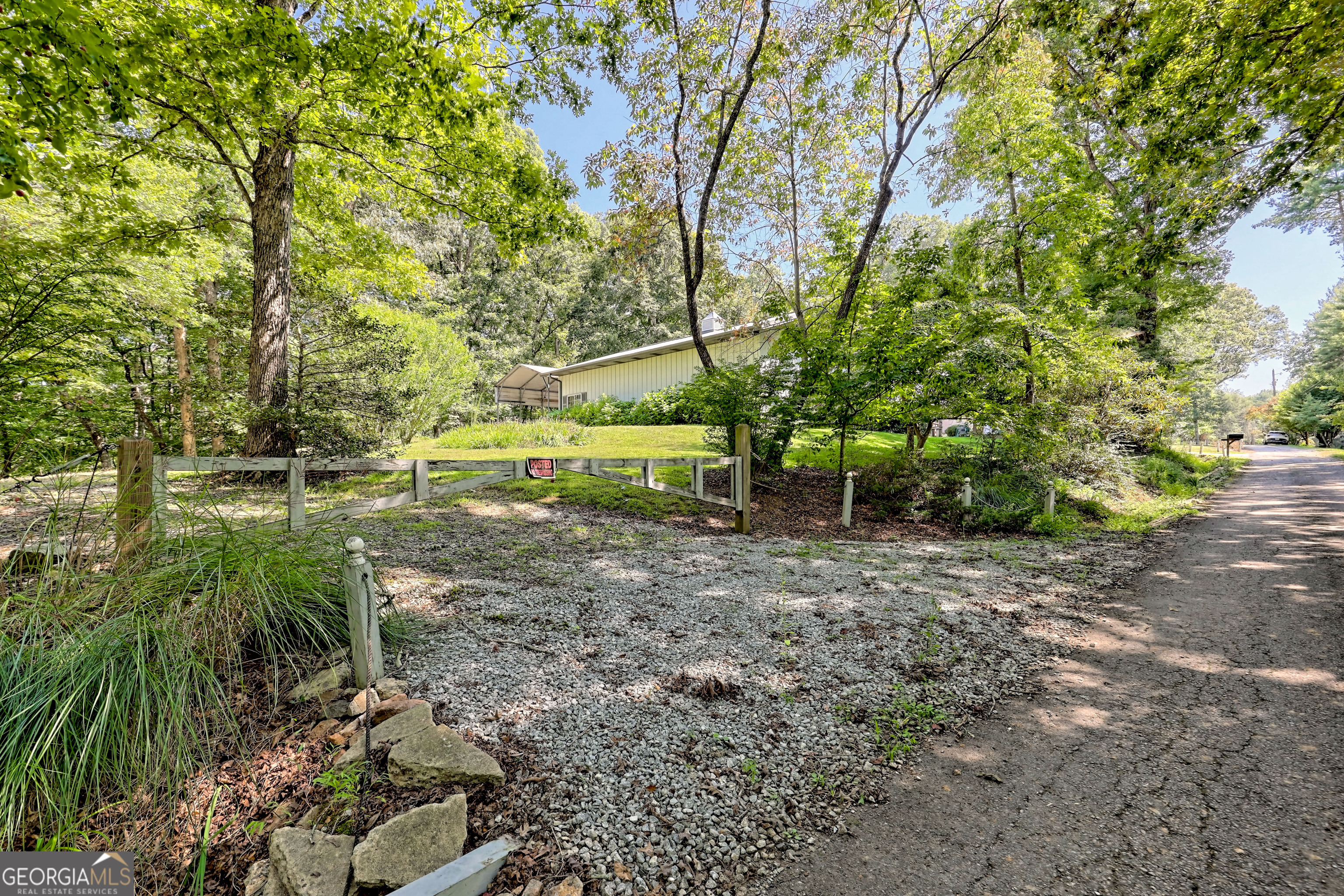 Otto, North Carolina 28763, United States, 3 Bedrooms Bedrooms, ,3 BathroomsBathrooms,Residential,Active,208694