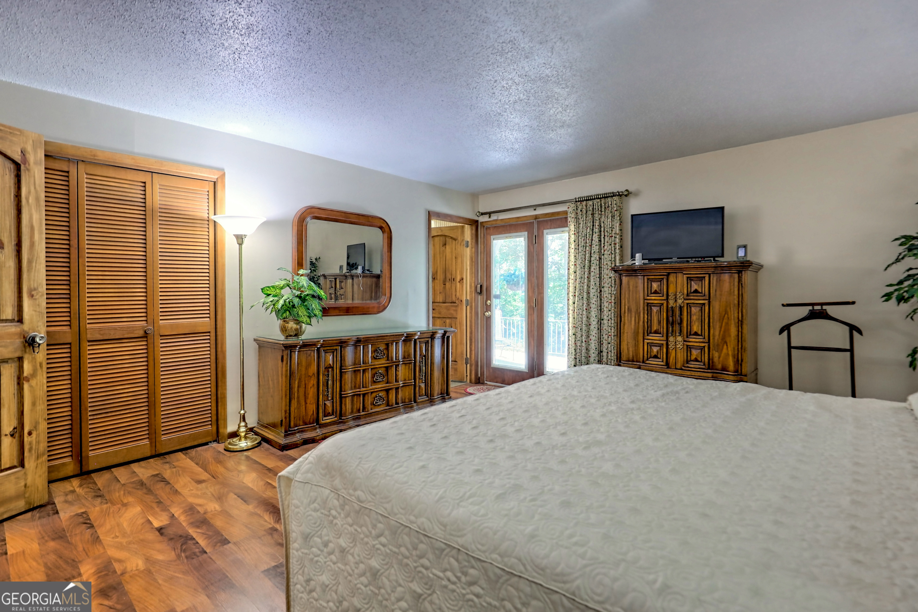 Otto, North Carolina 28763, United States, 3 Bedrooms Bedrooms, ,3 BathroomsBathrooms,Residential,Active,208694