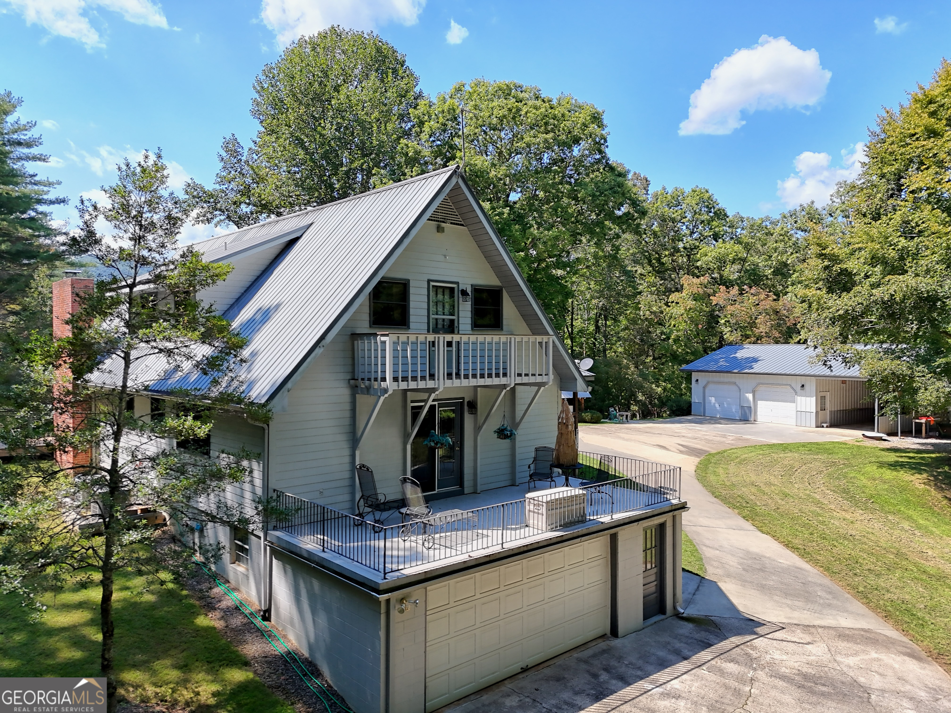 Otto, North Carolina 28763, United States, 3 Bedrooms Bedrooms, ,3 BathroomsBathrooms,Residential,Active,208694