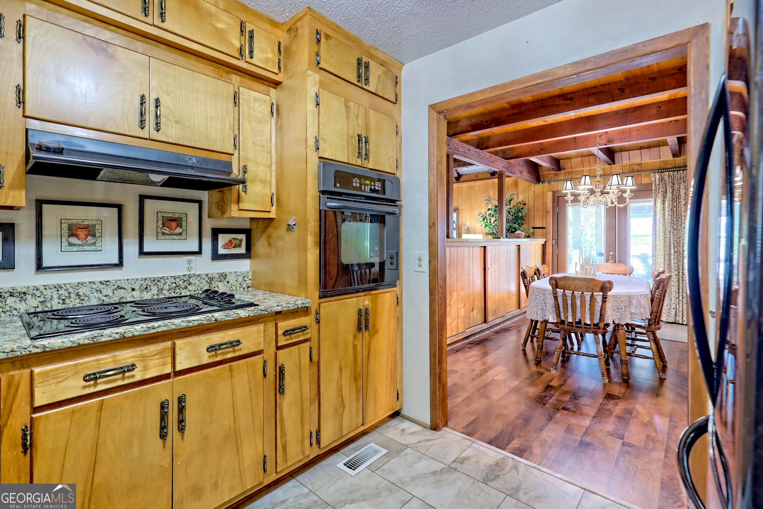 Otto, North Carolina 28763, United States, 3 Bedrooms Bedrooms, ,3 BathroomsBathrooms,Residential,Active,208694