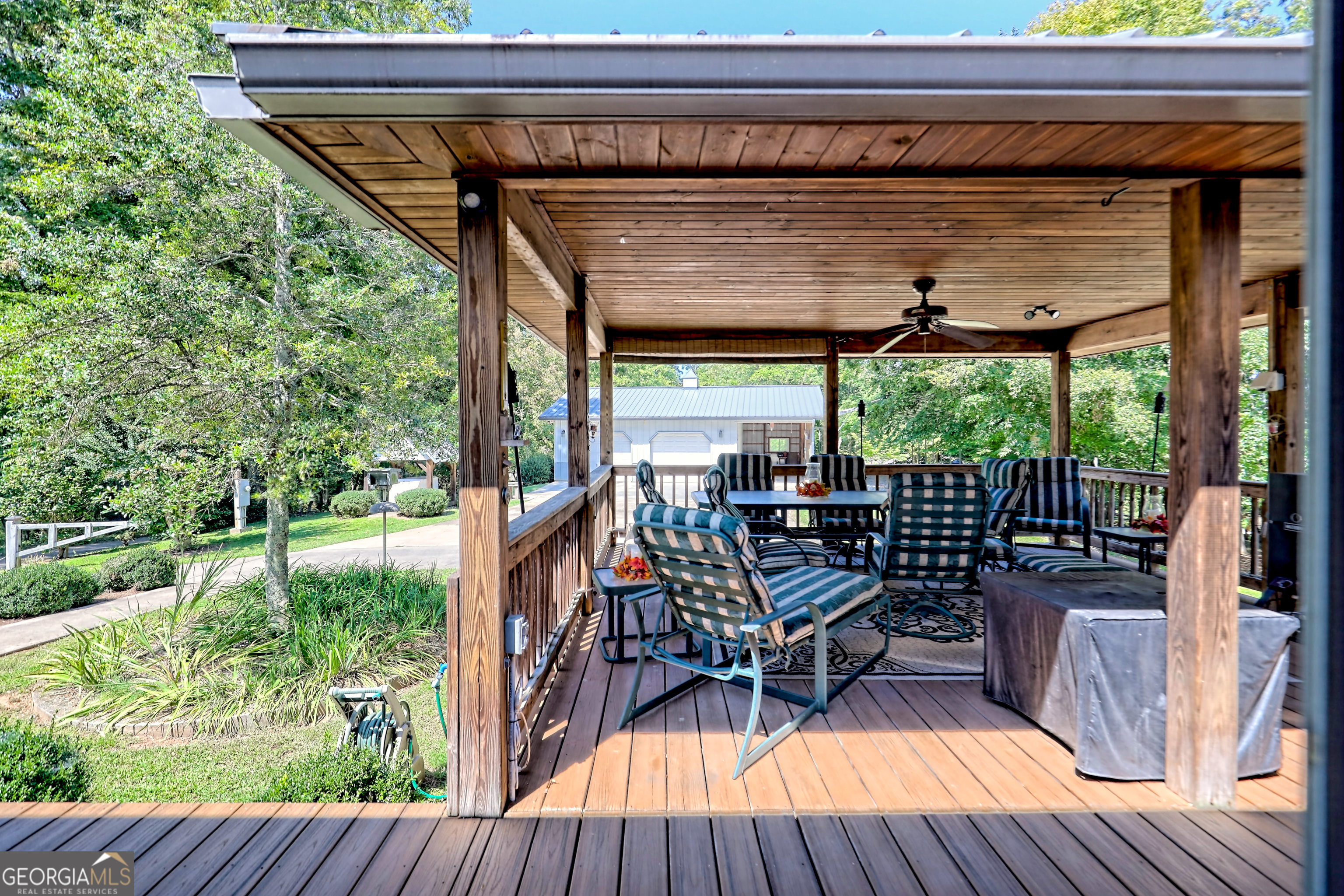 Otto, North Carolina 28763, United States, 3 Bedrooms Bedrooms, ,3 BathroomsBathrooms,Residential,Active,208694