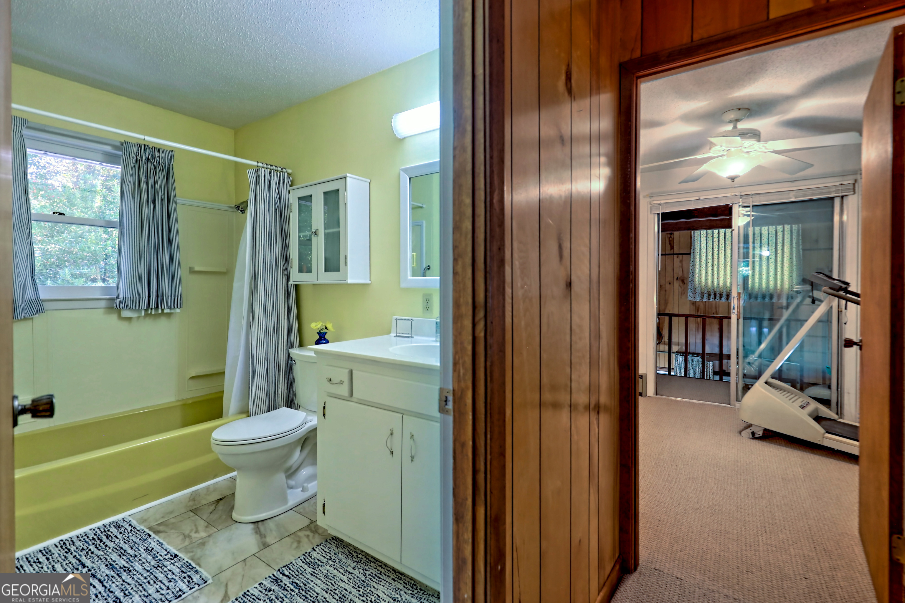 Otto, North Carolina 28763, United States, 3 Bedrooms Bedrooms, ,3 BathroomsBathrooms,Residential,Active,208694