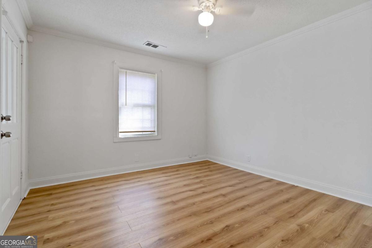 225 1st ST SW