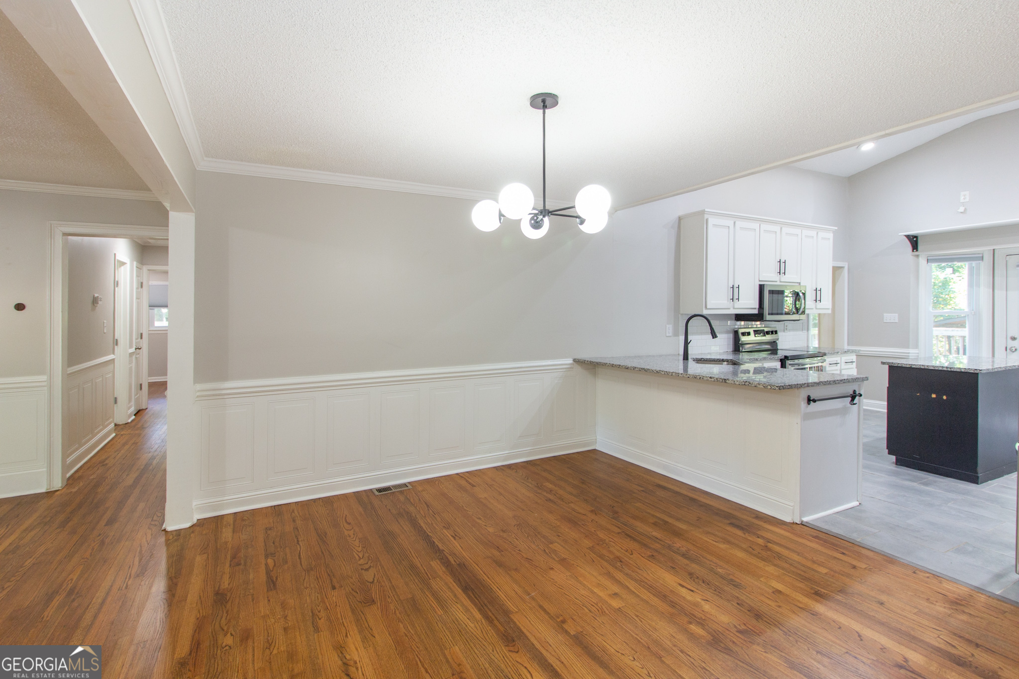 Newnan, Georgia 30263, United States, 3 Bedrooms Bedrooms, ,2 BathroomsBathrooms,Residential,Active,207767