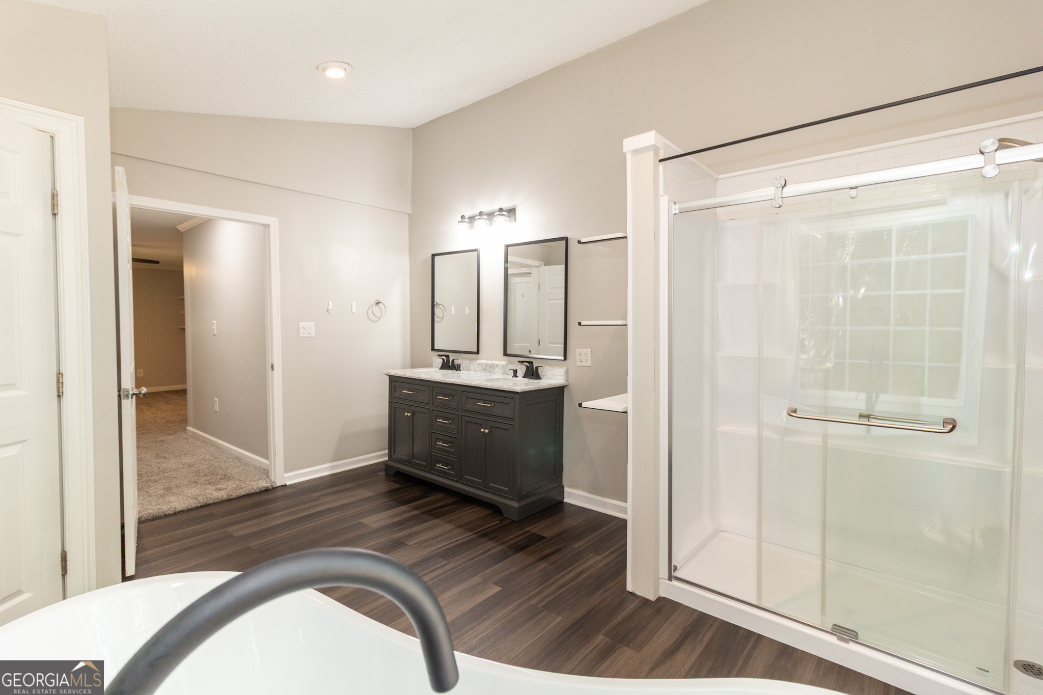 Newnan, Georgia 30263, United States, 3 Bedrooms Bedrooms, ,2 BathroomsBathrooms,Residential,Active,207767