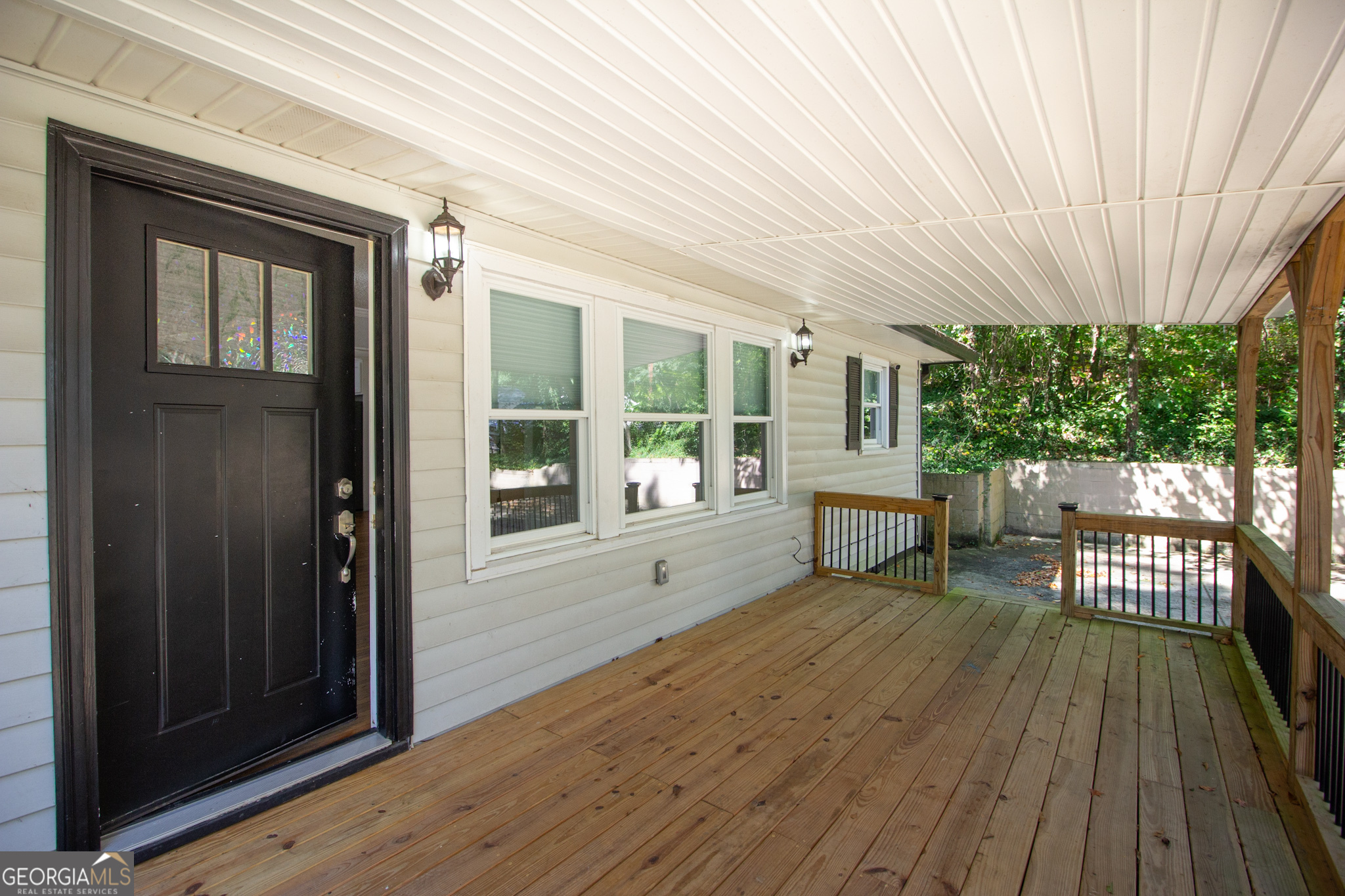 Newnan, Georgia 30263, United States, 3 Bedrooms Bedrooms, ,2 BathroomsBathrooms,Residential,Active,207767