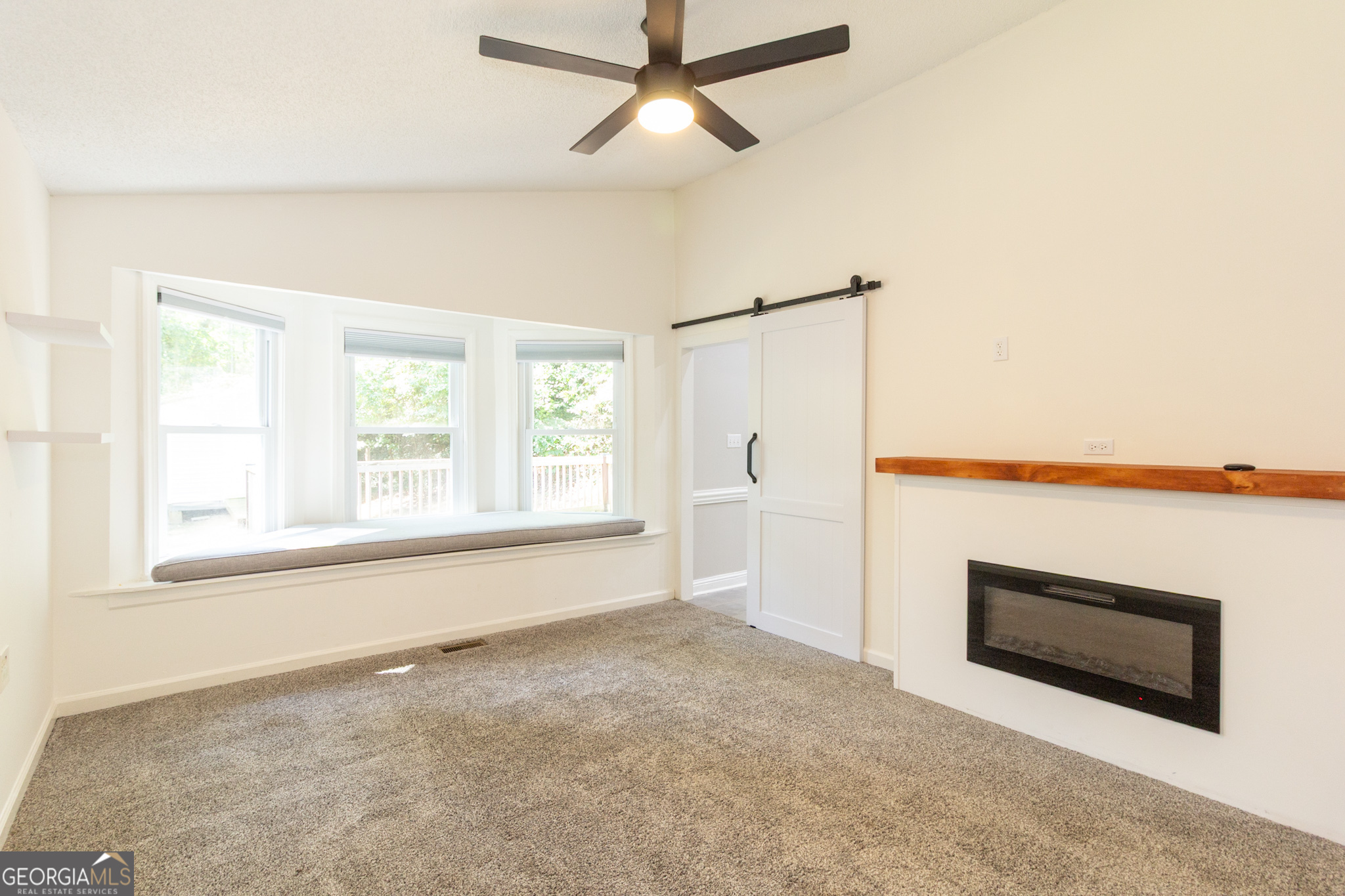 Newnan, Georgia 30263, United States, 3 Bedrooms Bedrooms, ,2 BathroomsBathrooms,Residential,Active,207767