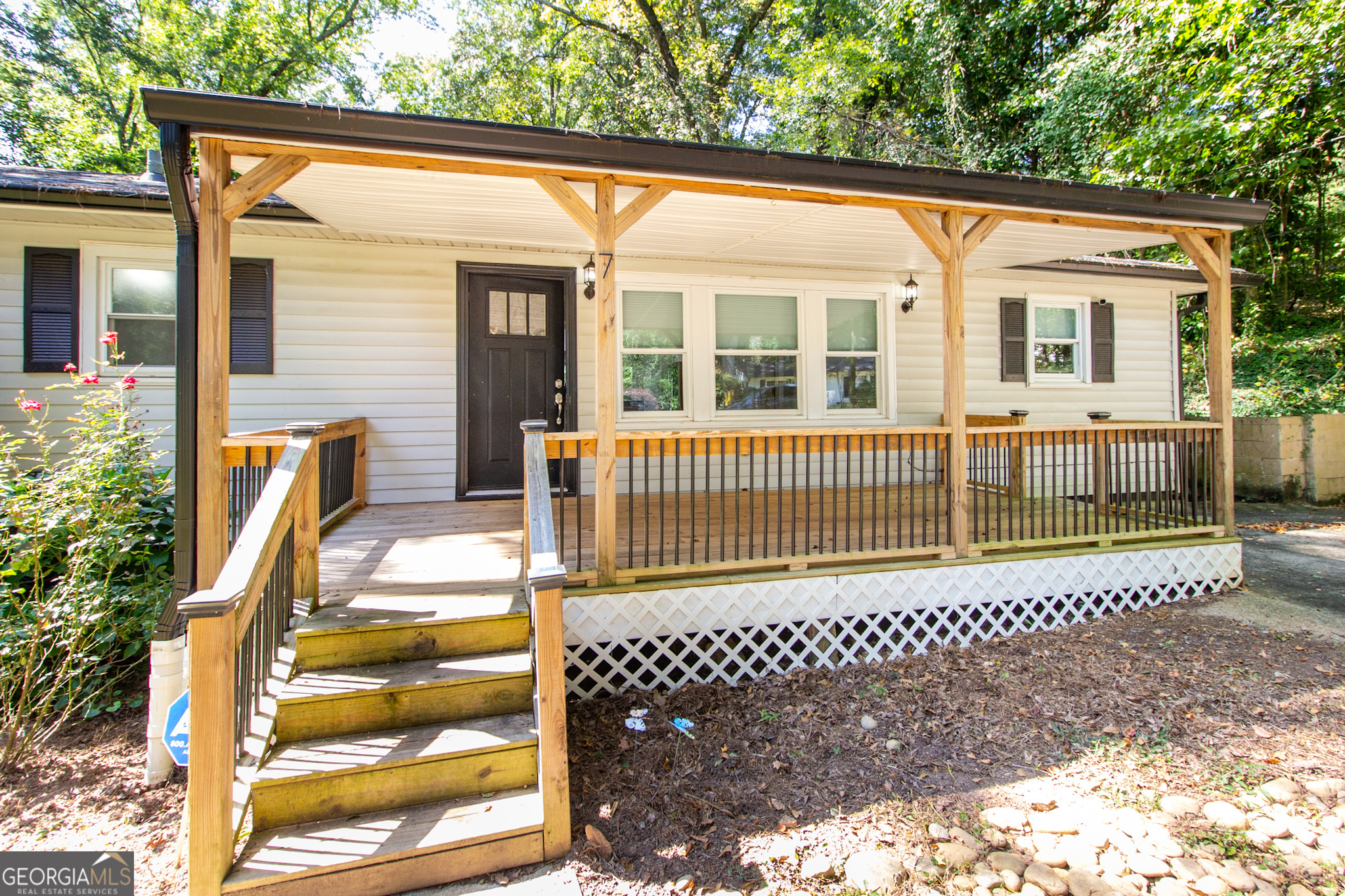 Newnan, Georgia 30263, United States, 3 Bedrooms Bedrooms, ,2 BathroomsBathrooms,Residential,Active,207767