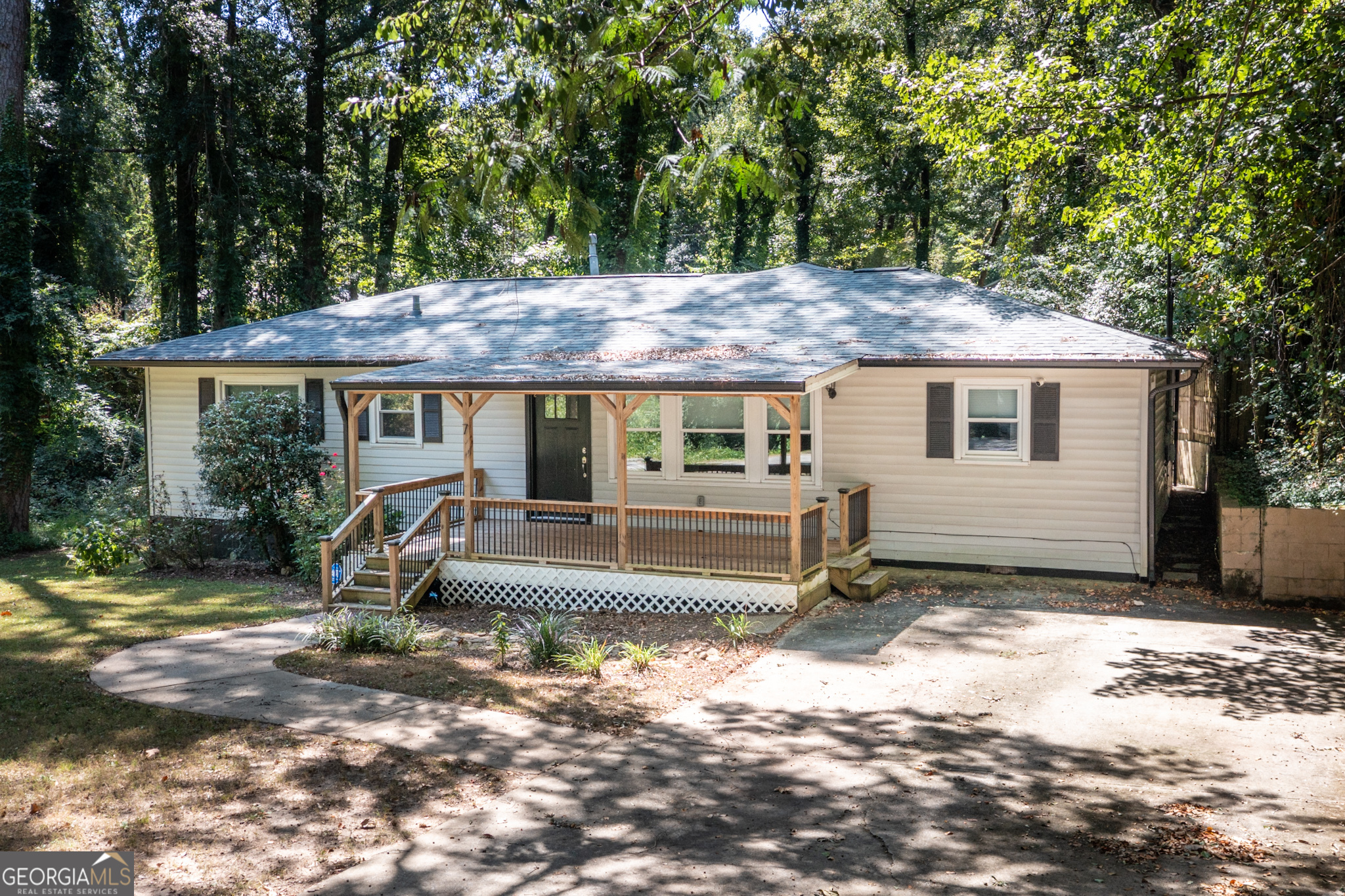 Newnan, Georgia 30263, United States, 3 Bedrooms Bedrooms, ,2 BathroomsBathrooms,Residential,Active,207767