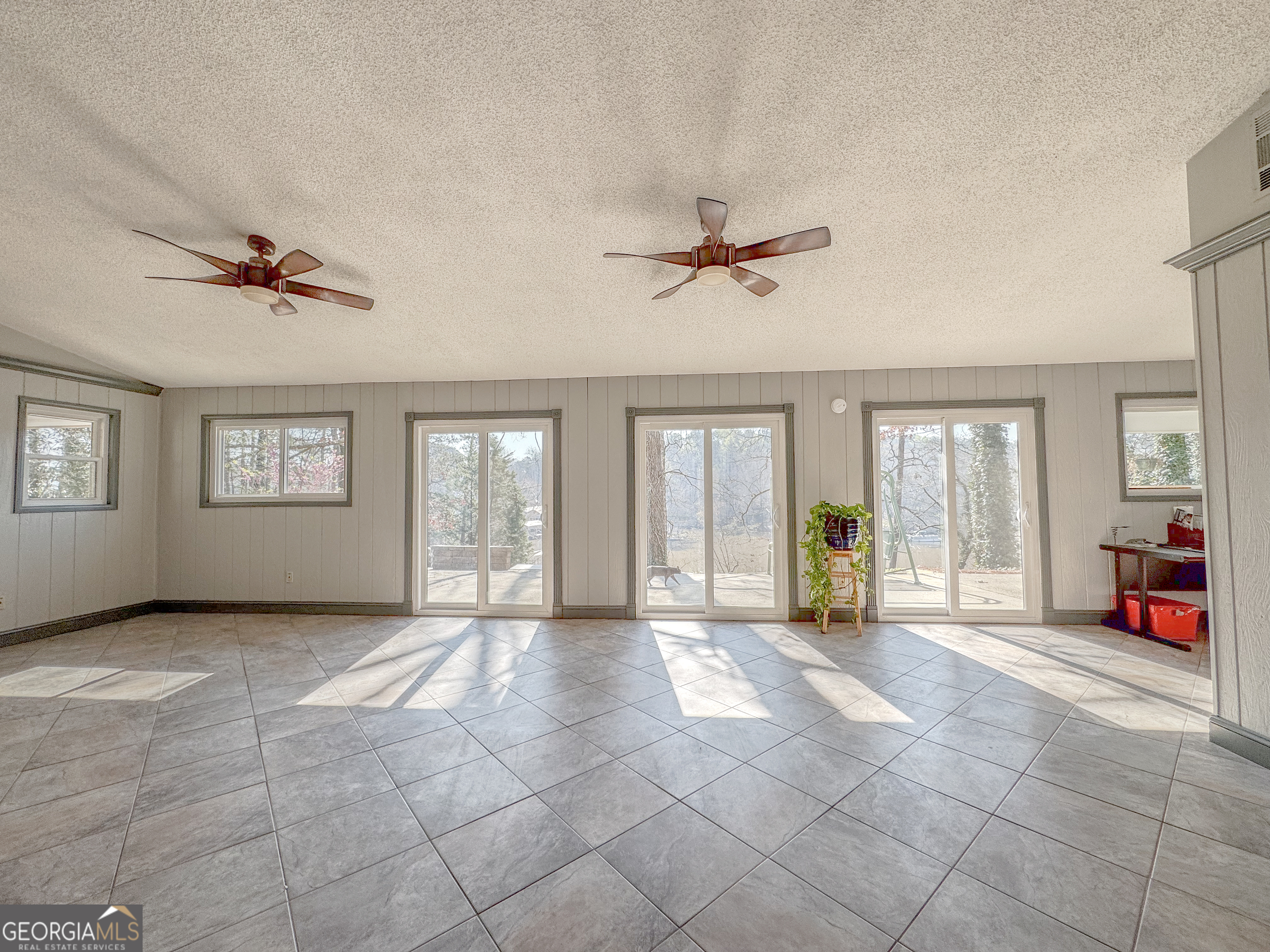 Jackson, Georgia 30233, United States, 3 Bedrooms Bedrooms, ,3 BathroomsBathrooms,Residential,Active,12357