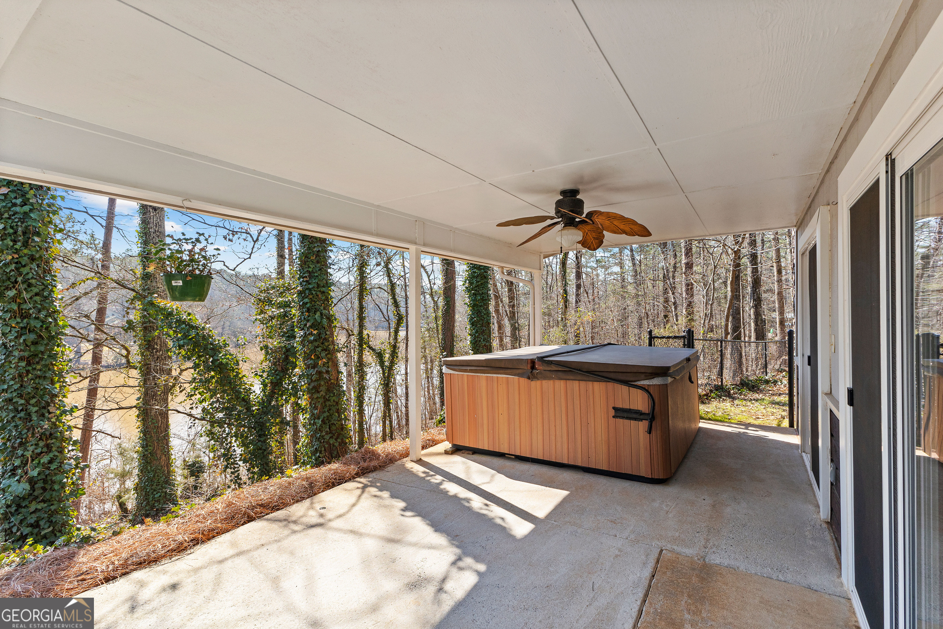 Jackson, Georgia 30233, United States, 3 Bedrooms Bedrooms, ,3 BathroomsBathrooms,Residential,Active,12357