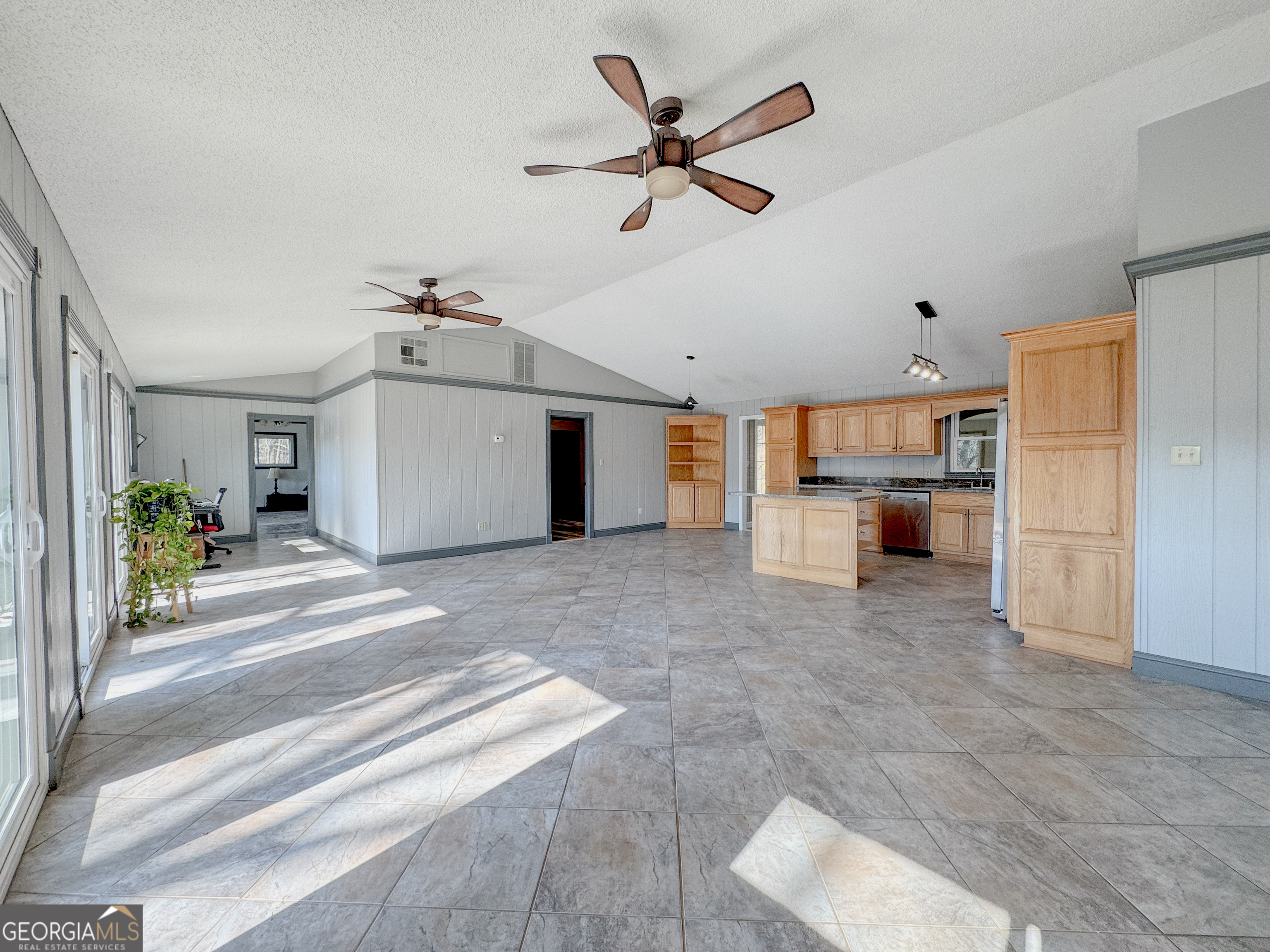 Jackson, Georgia 30233, United States, 3 Bedrooms Bedrooms, ,3 BathroomsBathrooms,Residential,Active,12357