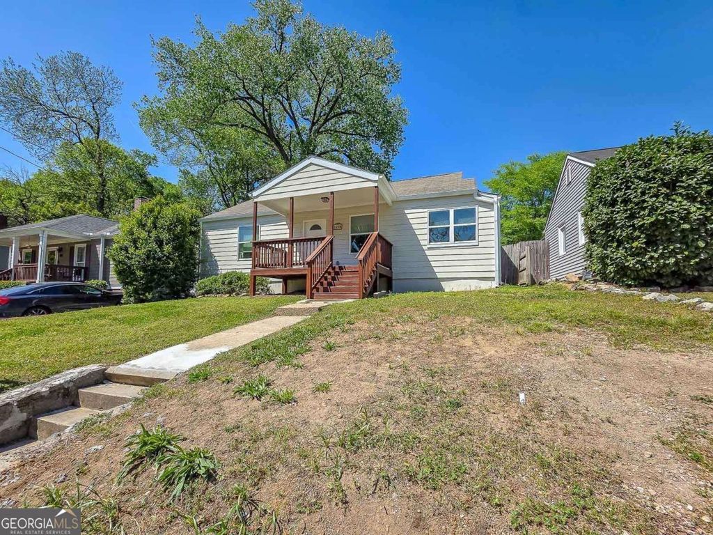 Photo of 1258 Holly Street NW, Atlanta, GA 30318 (MLS # 10737349)