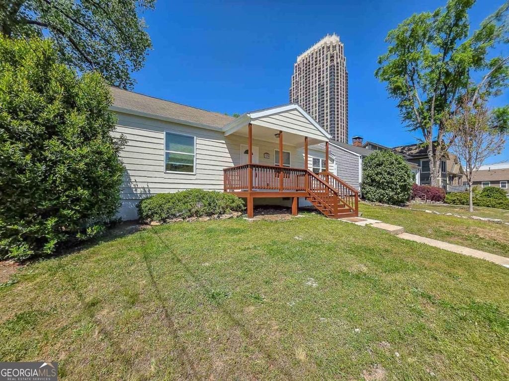 Photo of 1258 Holly Street NW, Atlanta, GA 30318 (MLS # 10737349)