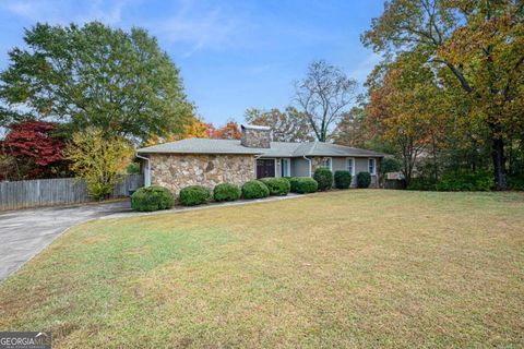 Photo of 127 Windsor Drive, Calhoun, GA 30701 (MLS # 10643919)