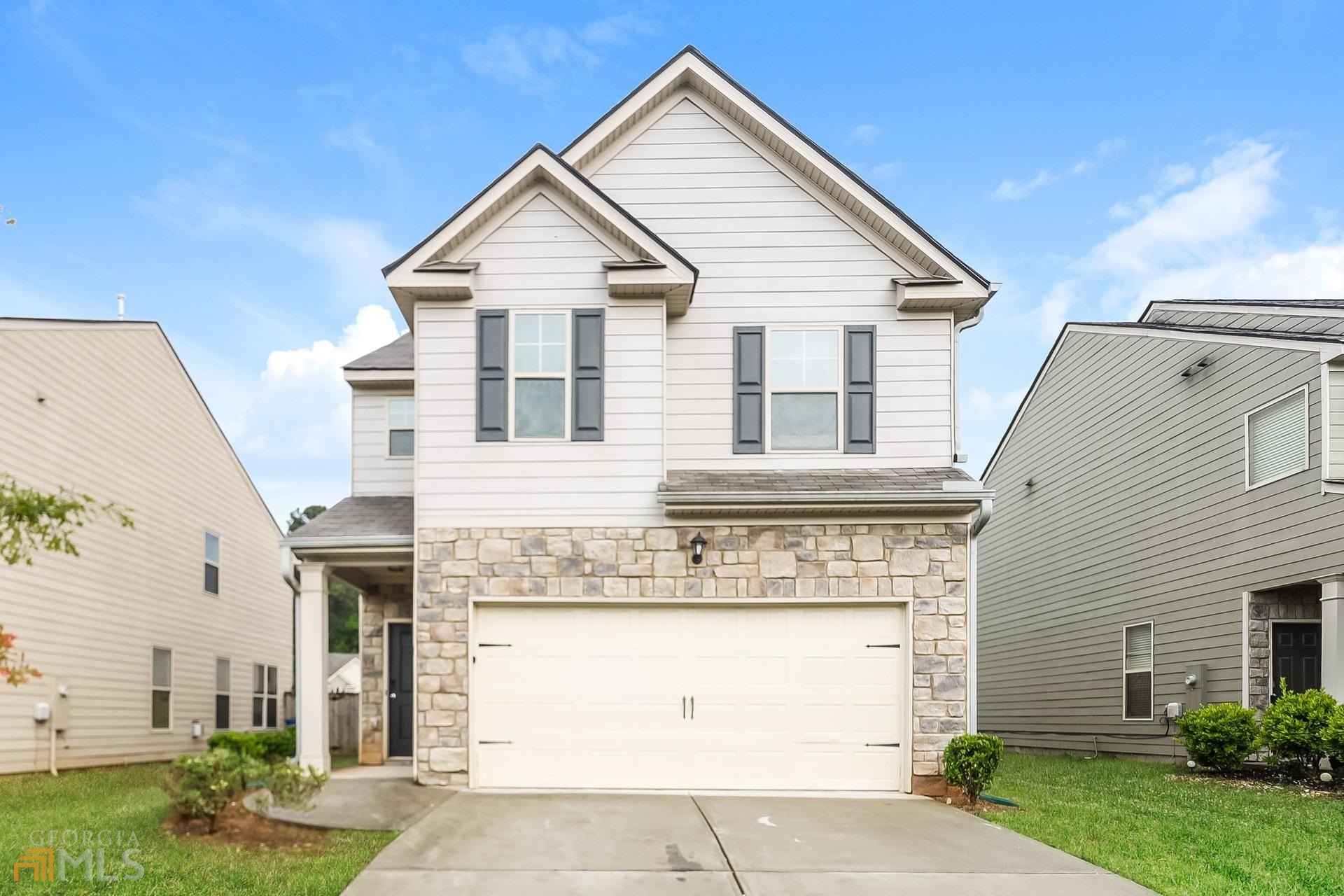 We provide our residents with an easy leasing experience starting with the flexibility to tour at any time (8 a.m.-8 p.m.), applying for a home online, and our dedicated teams ready to assist with any needs. Our homes are pet friendly, but breed restrictions may apply. Reoccurring fee: If the home includes a pool, the pool's maintenance will be provided, and the resident will be billed a $150 per month pool maintenance fee.