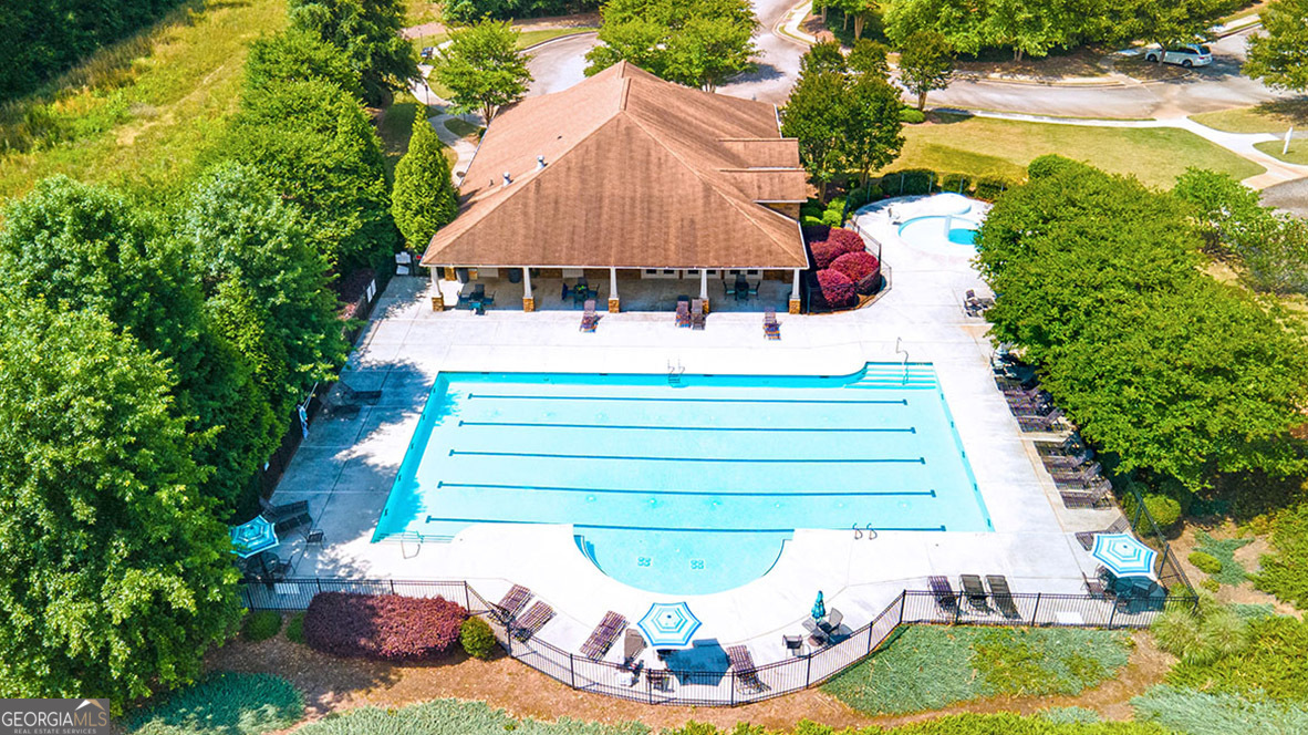 270 Staffin DR